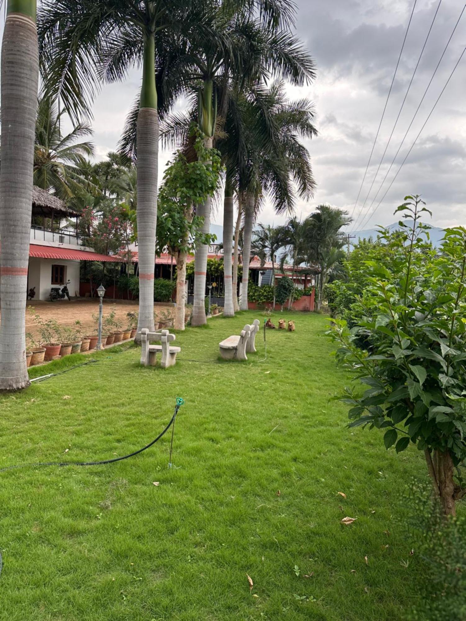 Sakthi Garden Home Stay Erode Exterior foto